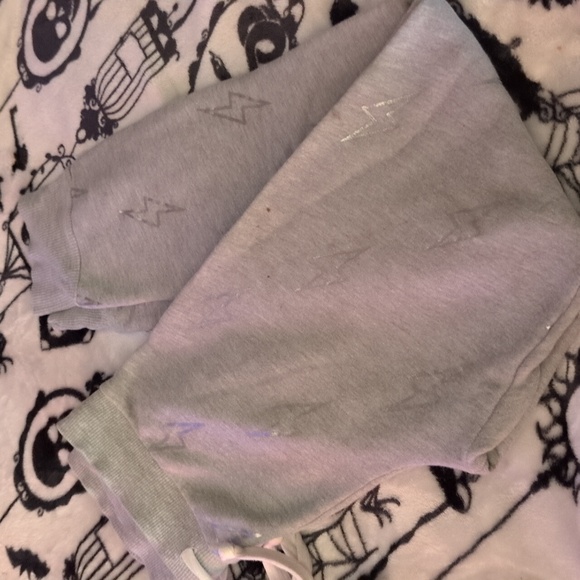 WILD FOX GREY W/LIGHTING BOLTS JOGGERS - Picture 2 of 4